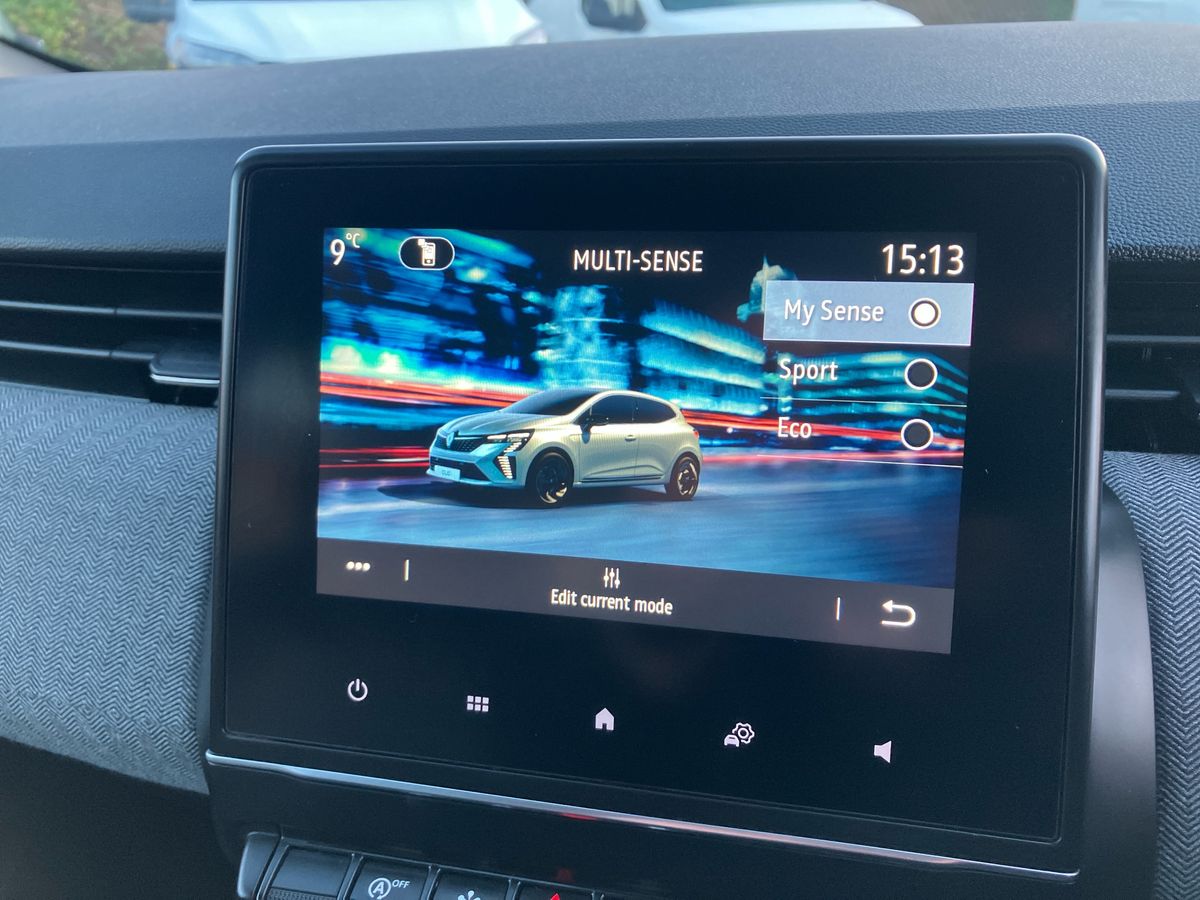 Used Renault Clio 2024 for sale - 76792514: Photo 39