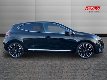 Used Renault Clio 2024 for sale - 76792514: Photo