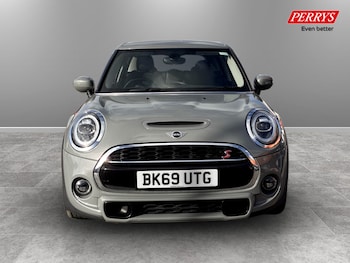 Used MINI Hatch 2019 for sale - 78012060: Photo