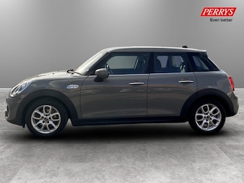 Used MINI Hatch 2019 for sale - 78012060: Photo