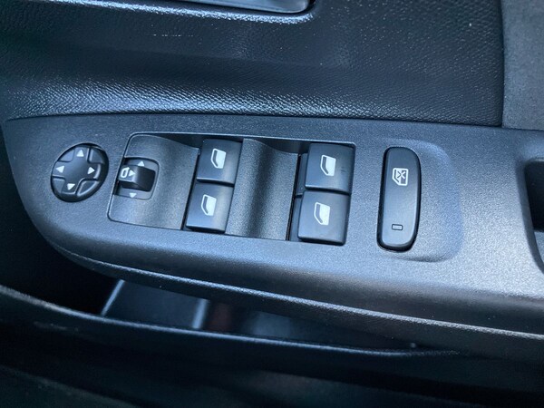 Used Vauxhall Corsa 2022 for sale - 75995972: Photo 21