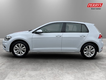 Used Volkswagen Golf 2017 for sale - 79295209: Photo