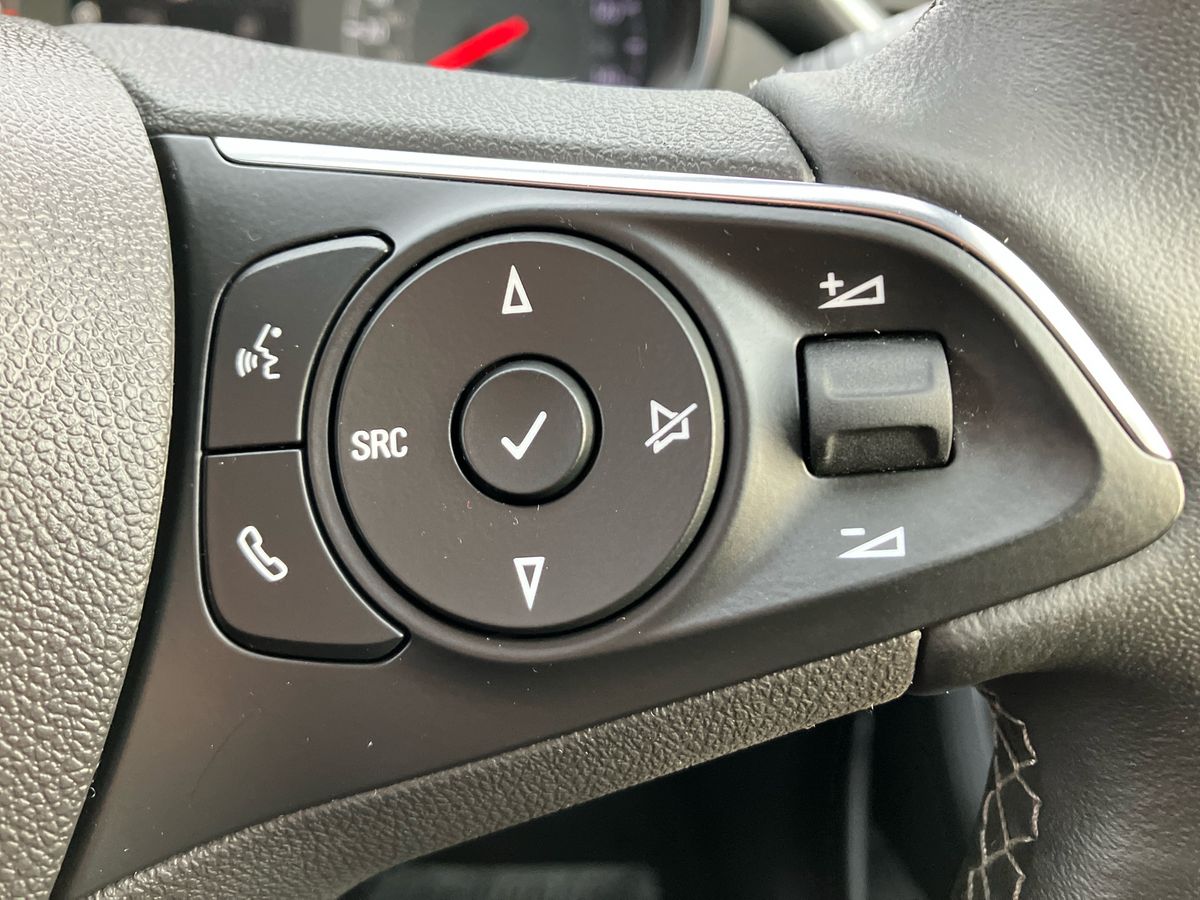 Used Vauxhall Crossland 2022 for sale - 77148739: Photo 24