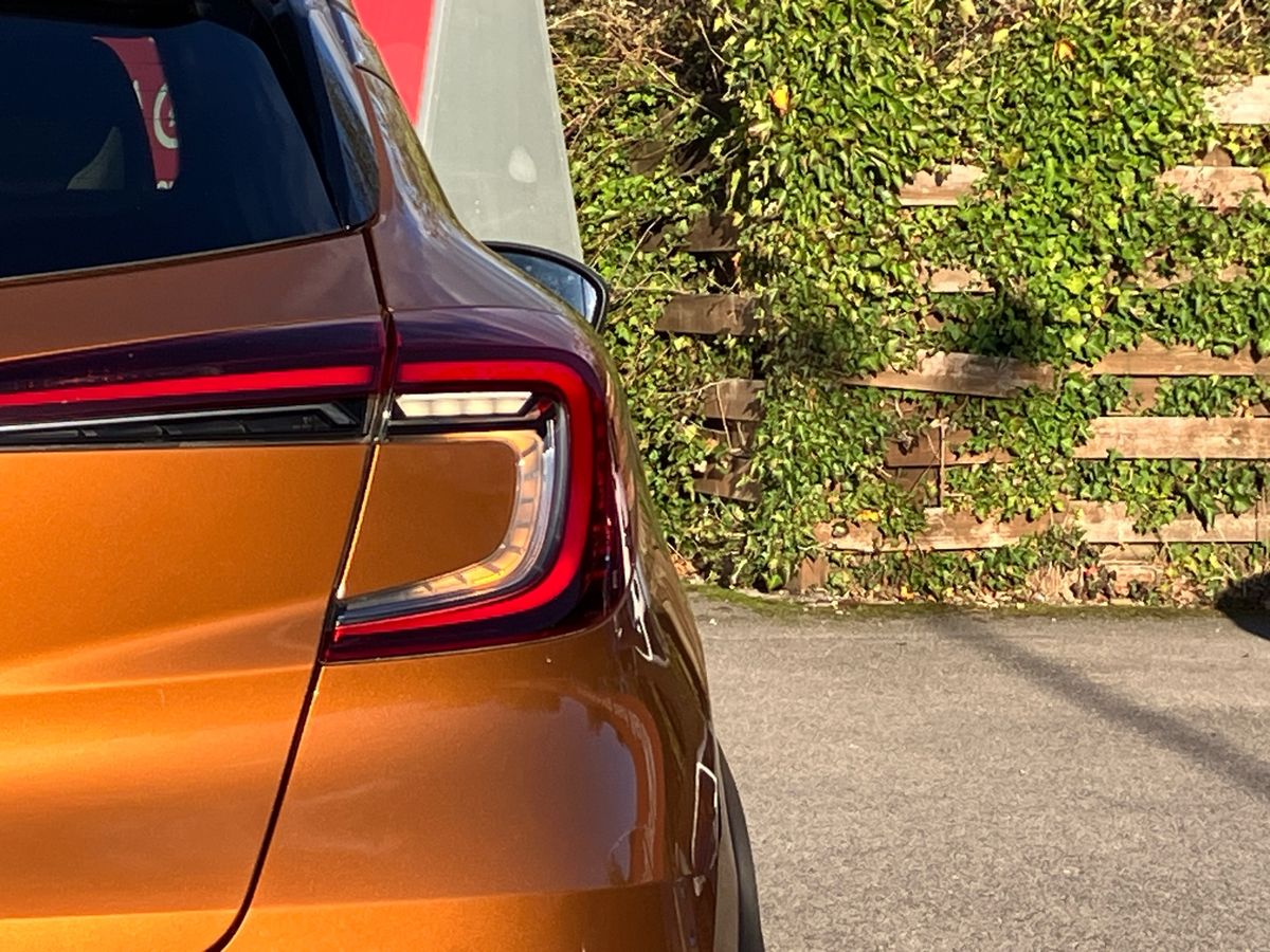 Used Renault Captur 2021 for sale - 76341217: Photo 25