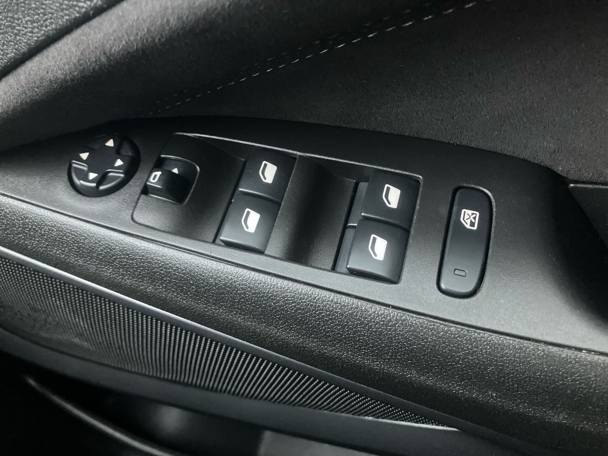 Used Vauxhall Crossland 2022 for sale - 77318529: Photo 18