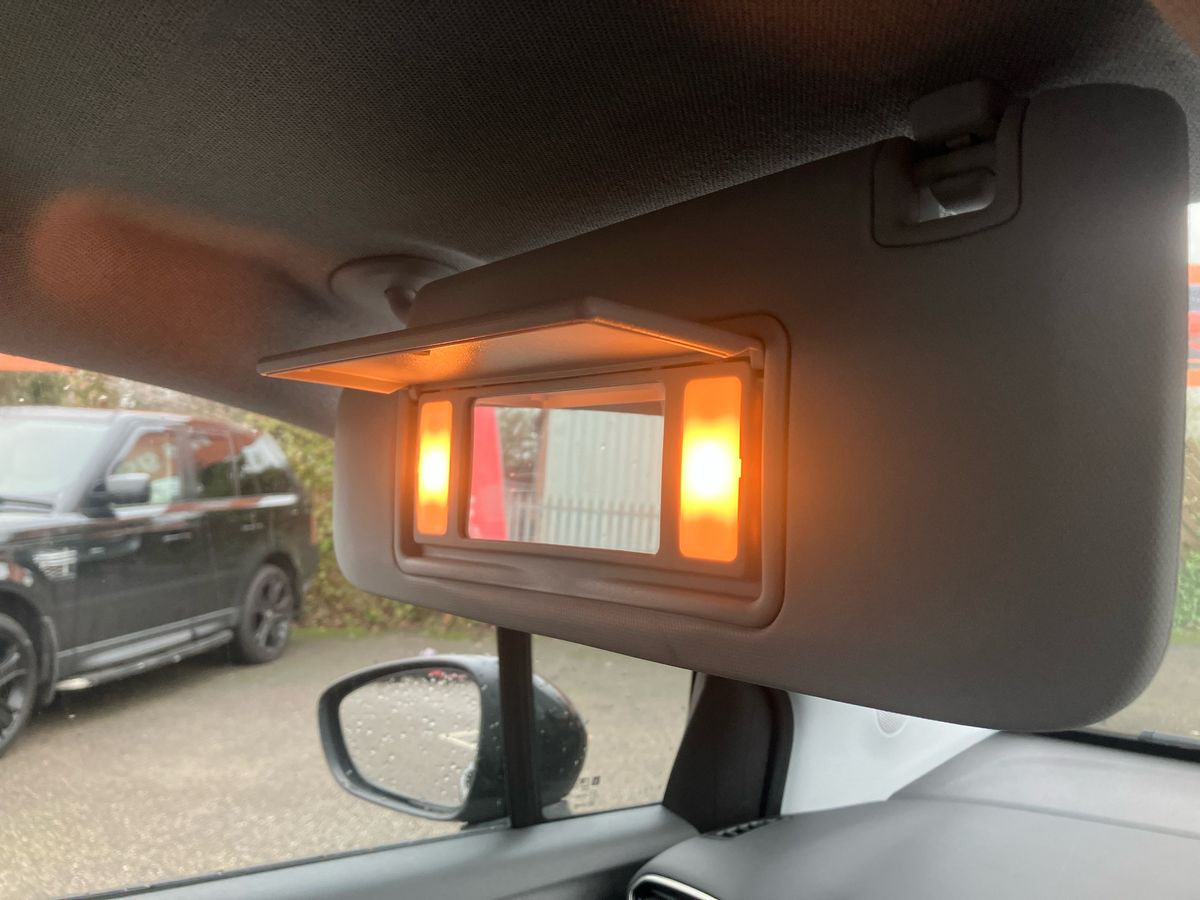 Used Vauxhall Crossland 2022 for sale - 77318529: Photo 33