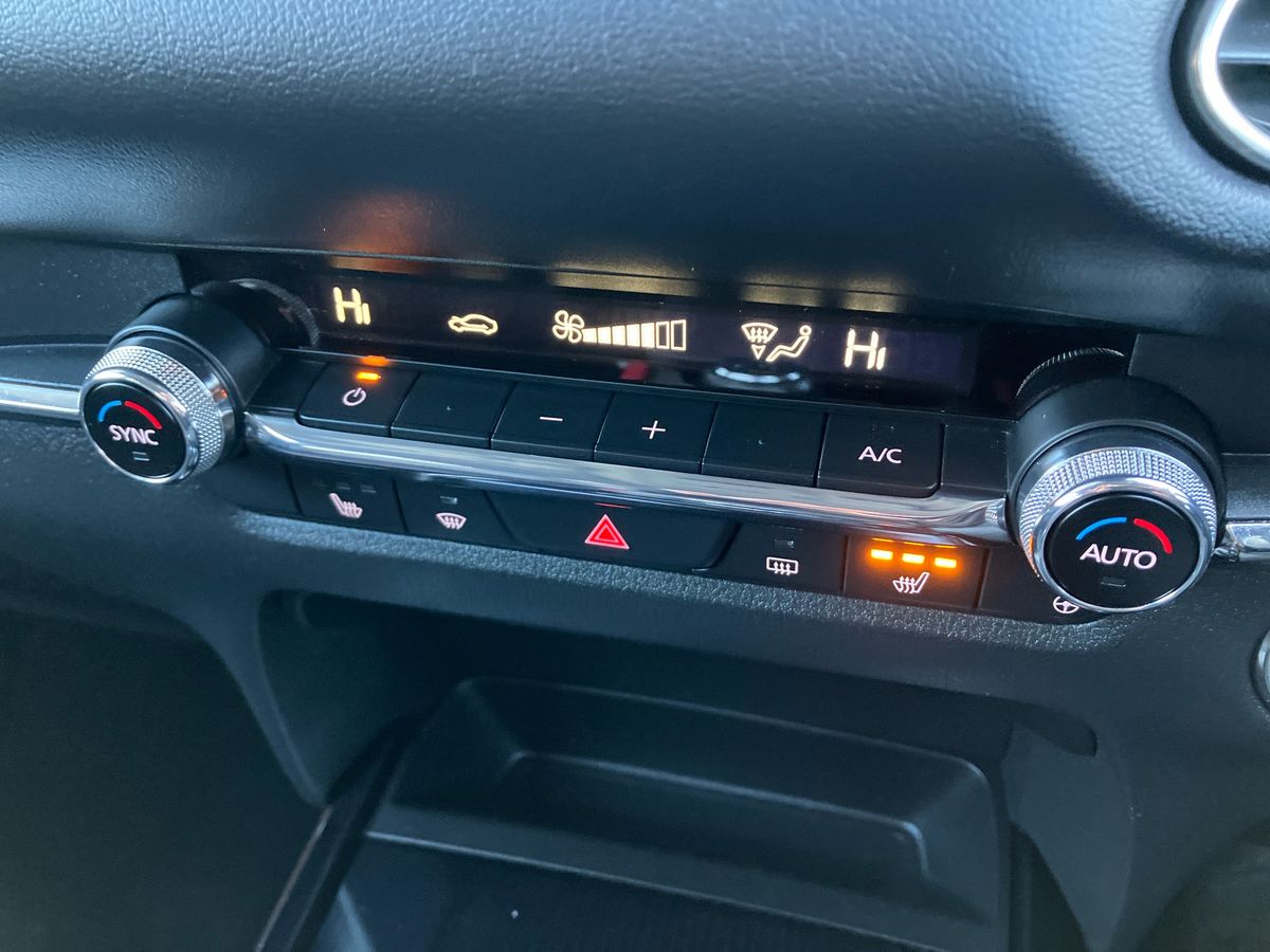 Used Mazda CX-30 2023 for sale - 76611893: Photo 13