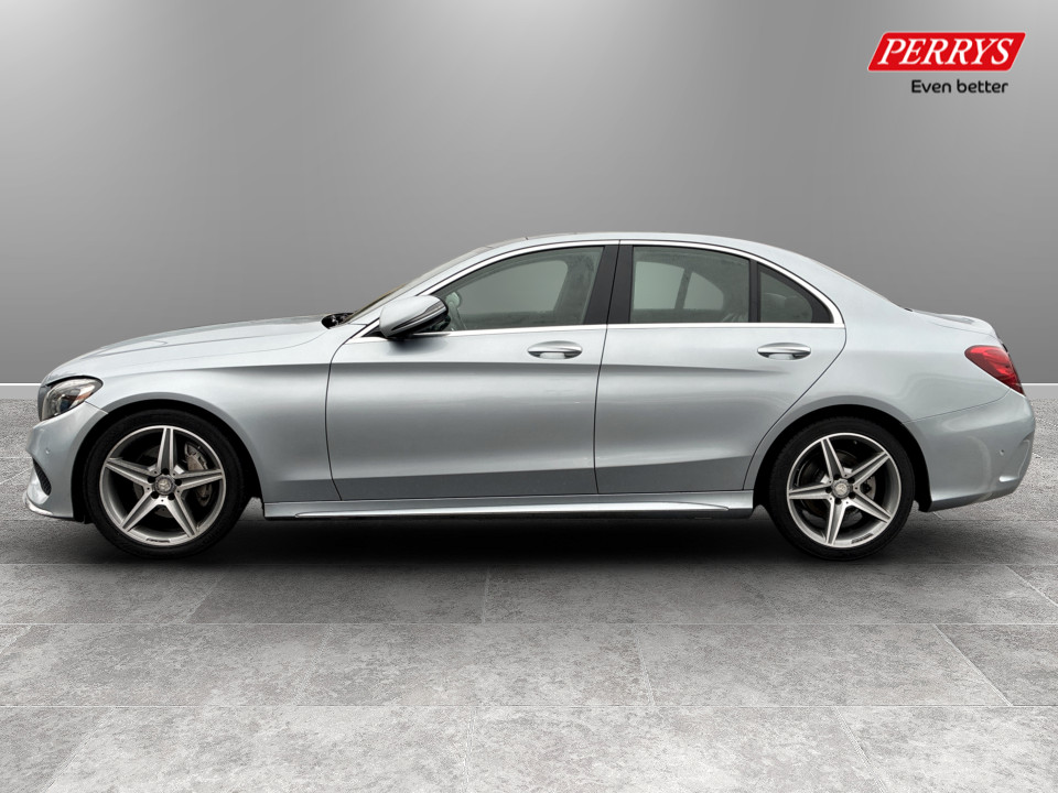 Used Mercedes-Benz C Class 2016 for sale - 77997901: Photo 4
