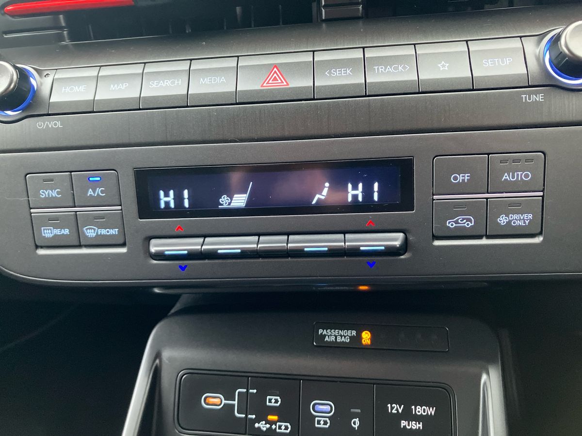 Used Hyundai KONA 2023 for sale - 77297395: Photo 12