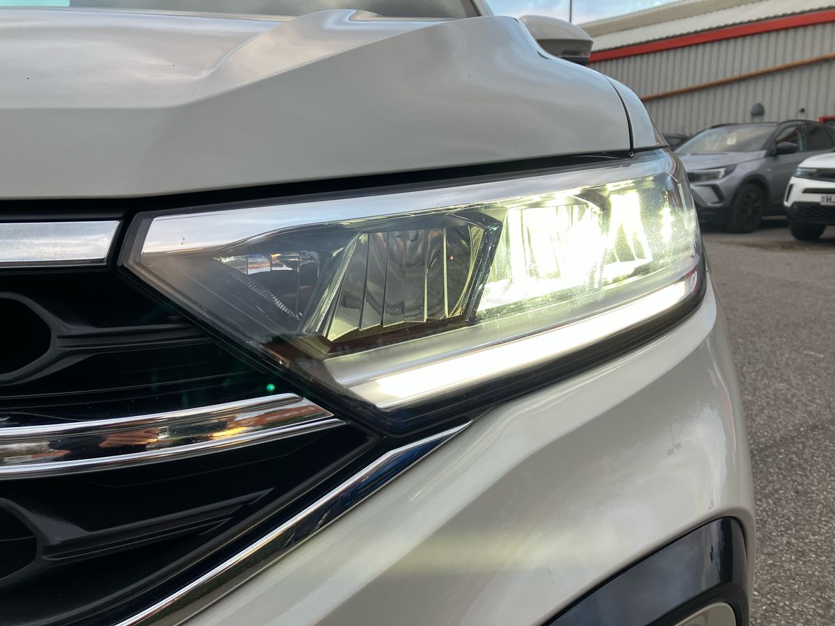 Used Volkswagen T-Roc 2023 for sale - 76919310: Photo 13