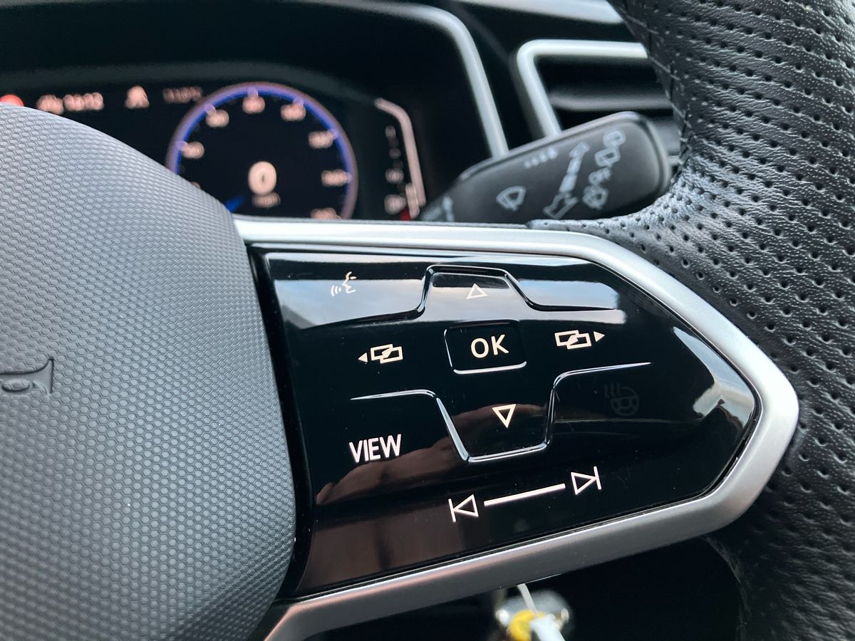 Used Volkswagen T-Roc 2023 for sale - 76919310: Photo 21