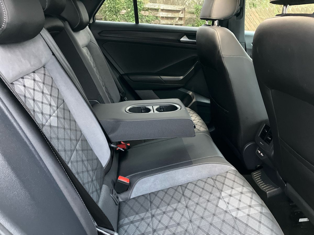 Used Volkswagen T-Roc 2023 for sale - 76919310: Photo 39