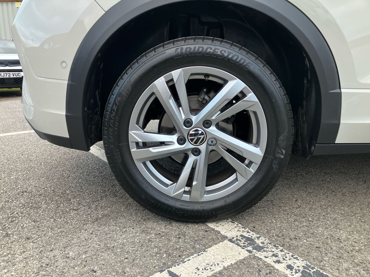 Used Volkswagen T-Roc 2023 for sale - 76919310: Photo 7