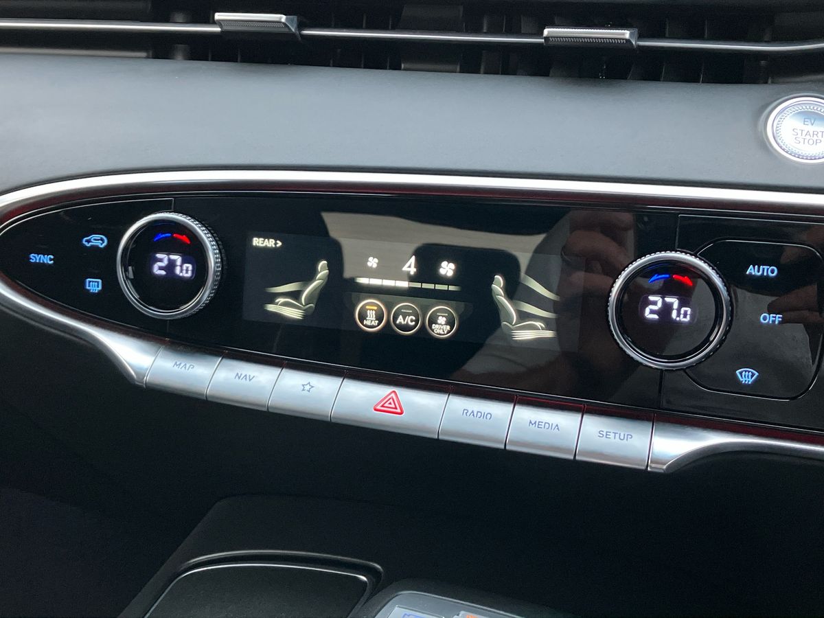 Used Genesis GV70 2024 for sale - 77207747: Photo 12