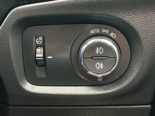 Used Vauxhall Corsa 2022 for sale - 75261523: Photo 39