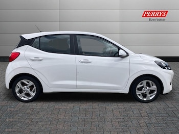 Used Hyundai i10 2022 for sale - 75592448: Photo