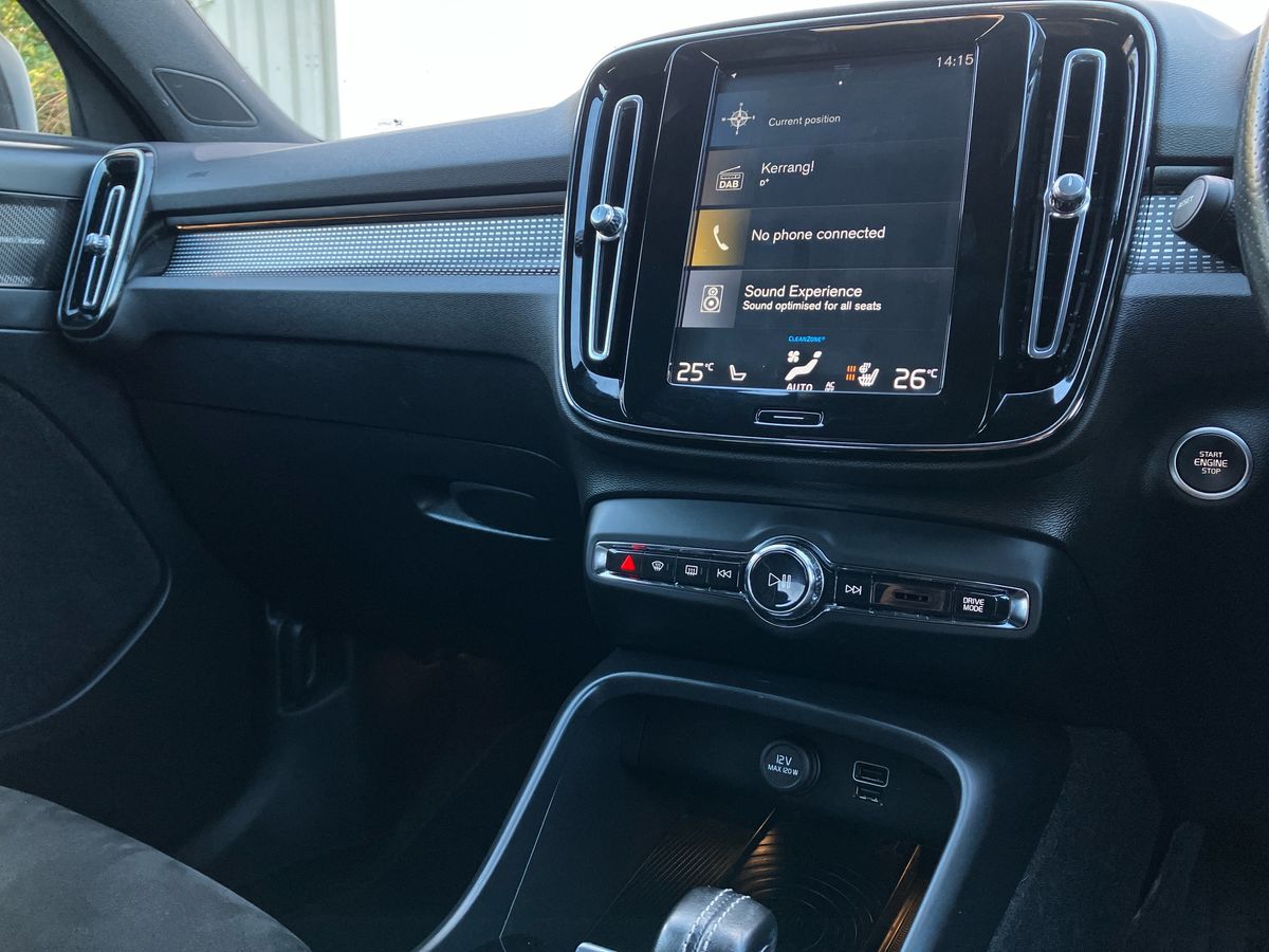 Used Volvo XC40 2018 for sale - 76565854: Photo 18