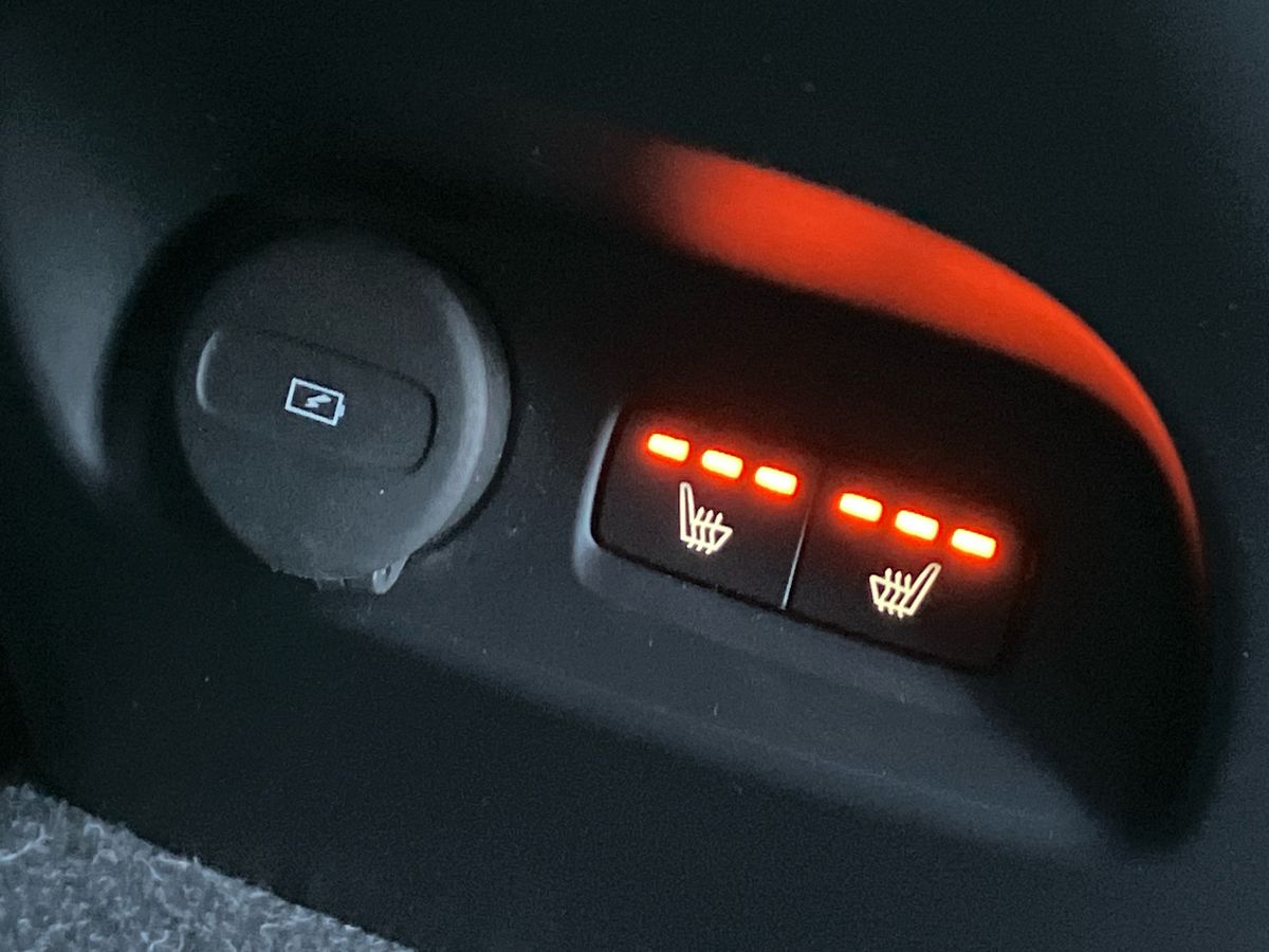 Used Volvo XC40 2018 for sale - 76565854: Photo 33