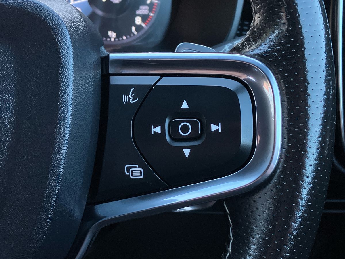 Used Volvo XC40 2018 for sale - 76565854: Photo 35