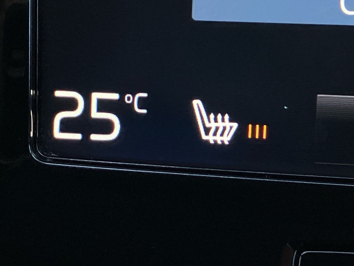 Used Volvo XC40 2018 for sale - 76565854: Photo 47