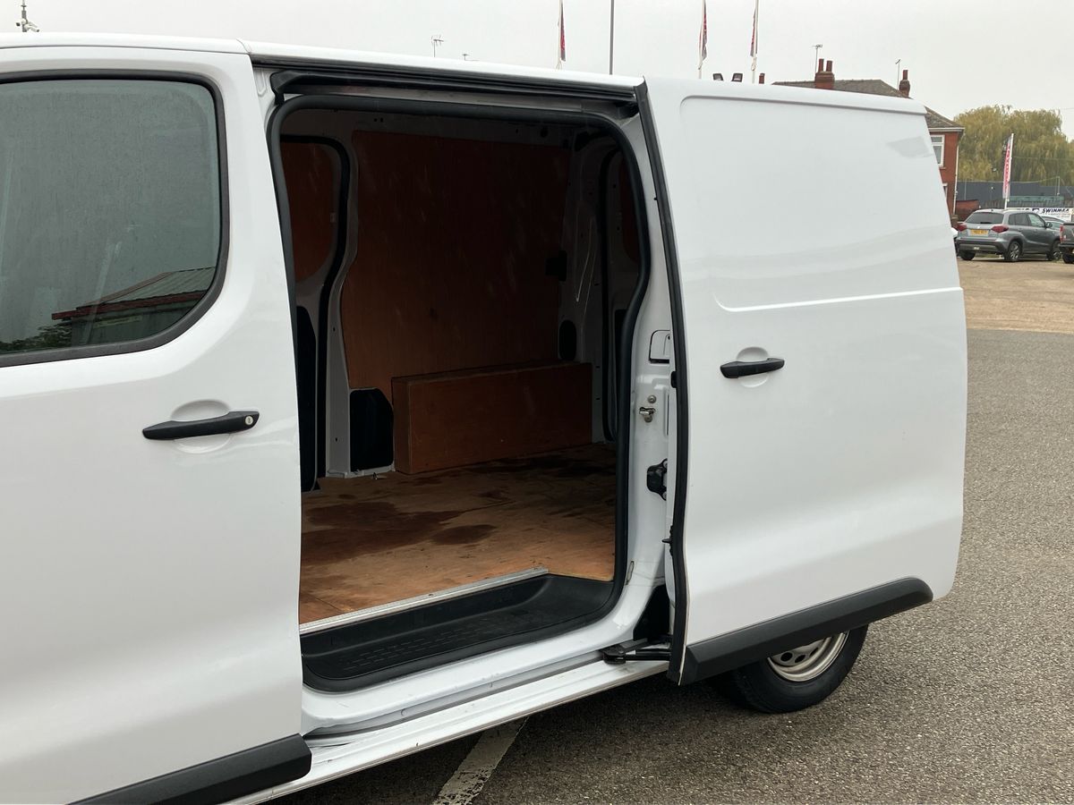 Used Vauxhall Vivaro 2023 for sale - 76518243: Photo 28