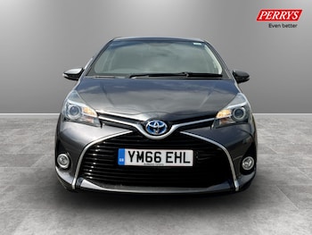 Used Toyota Yaris 2016 for sale - 79500117: Photo