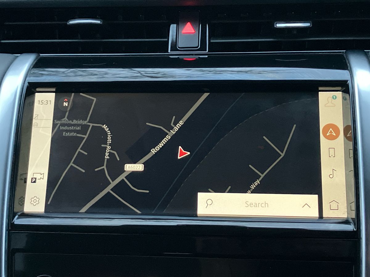 Used Land Rover Discovery Sport 2021 for sale - 76853626: Photo 11