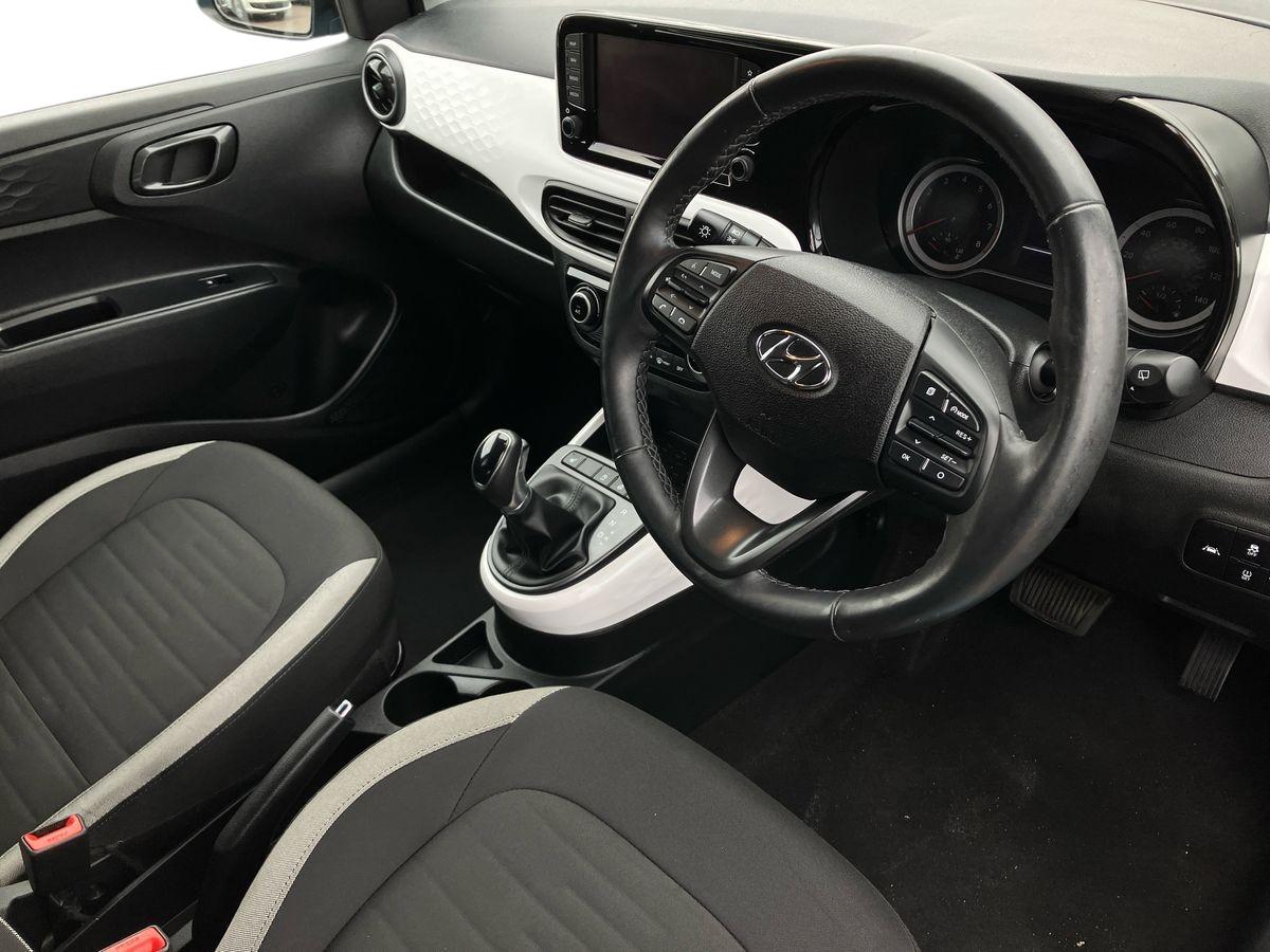 Used Hyundai i10 2022 for sale - 76351899: Photo 8