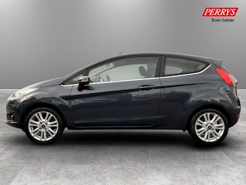 Used Ford Fiesta 2015 for sale - 77482468: Photo