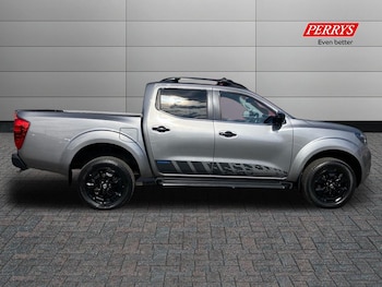 Used Nissan Navara 2021 for sale - 75453083: Photo