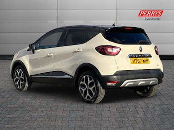 Used Renault Captur 2017 for sale - 76351900: Photo