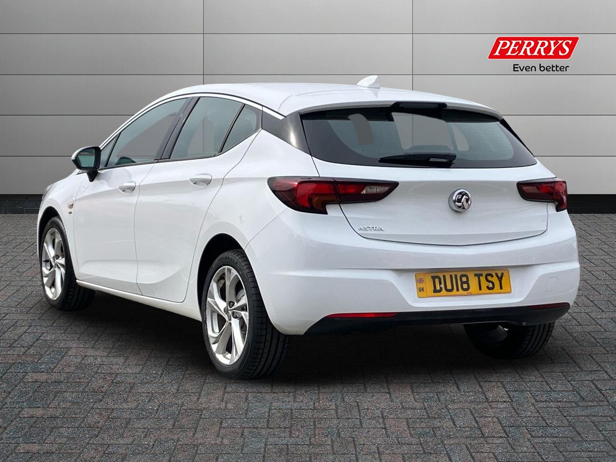 Used Vauxhall Astra 2018 for sale - 76016373: Photo 2