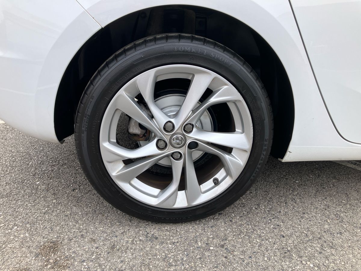 Used Vauxhall Astra 2018 for sale - 76016373: Photo 8