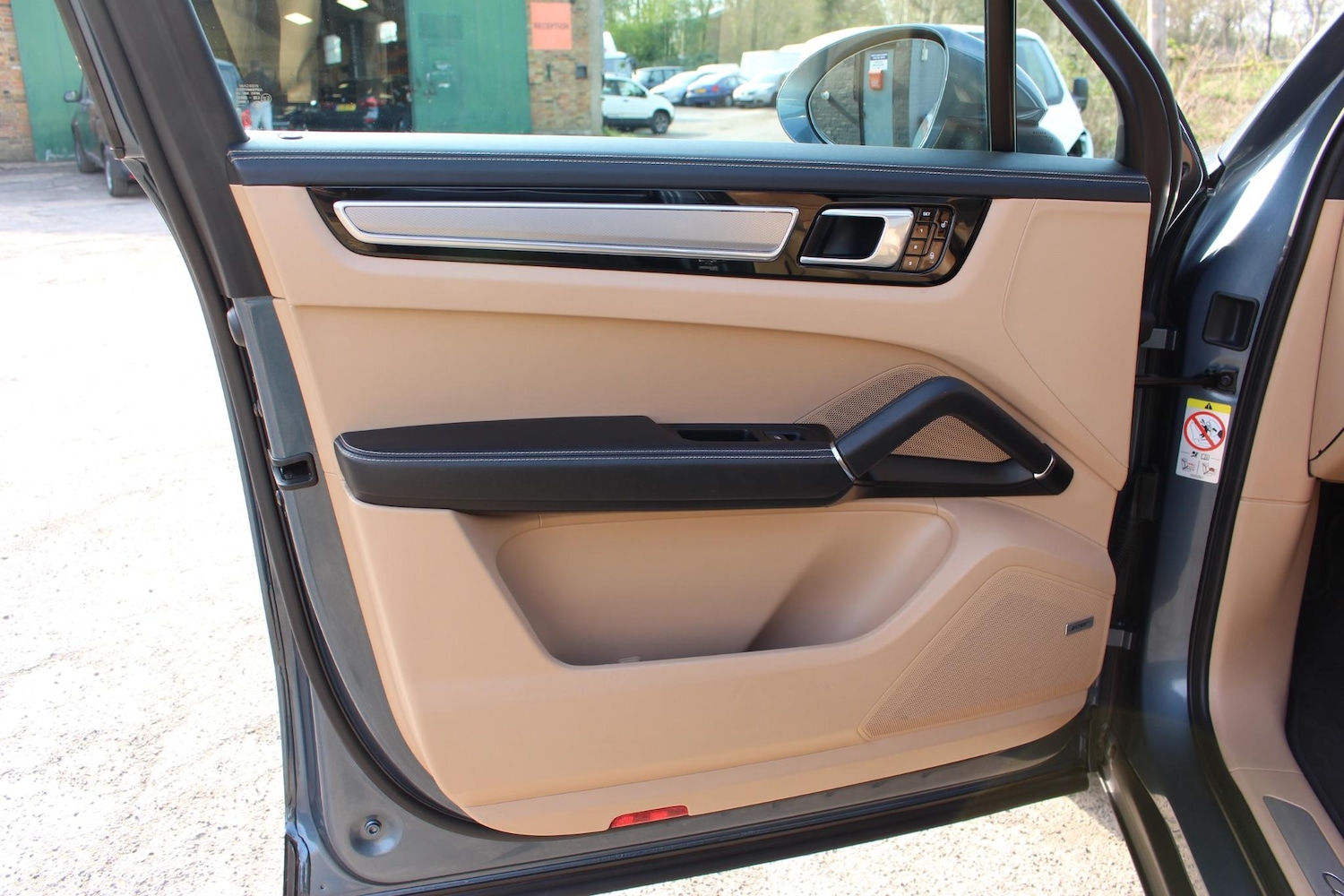 Used Porsche Cayenne 2018 for sale - 76991024: Photo 36