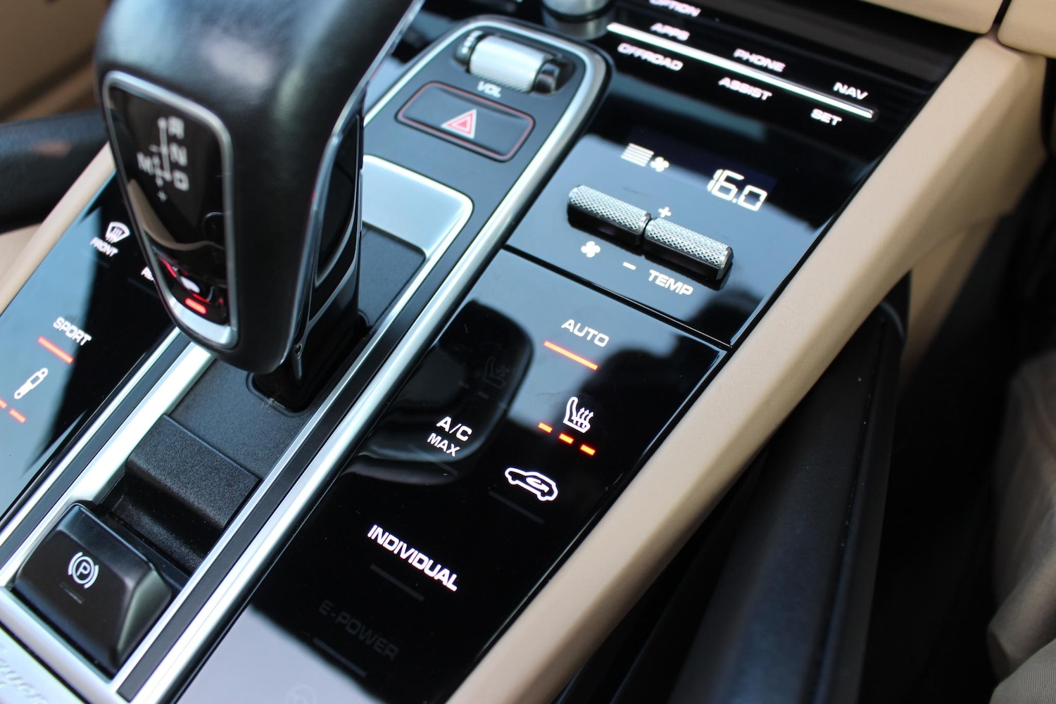 Used Porsche Cayenne 2018 for sale - 76991024: Photo 82