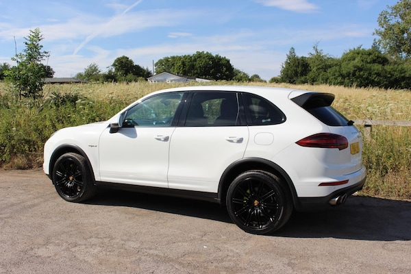 Used Porsche Cayenne 2015 for sale - 74739358: Photo 13