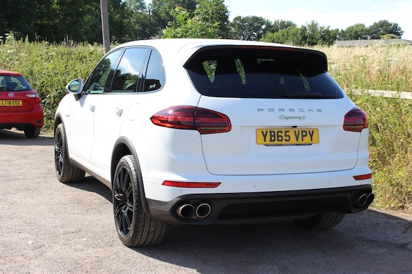 Used Porsche Cayenne 2015 for sale - 74739358: Photo 15