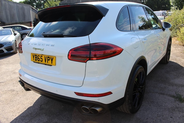 Used Porsche Cayenne 2015 for sale - 74739358: Photo 16