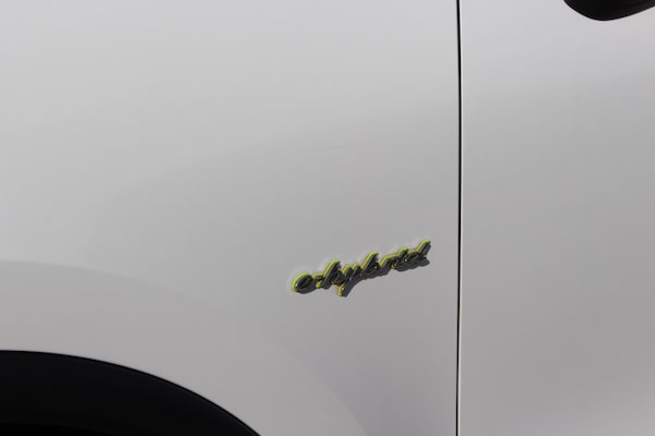 Used Porsche Cayenne 2015 for sale - 74739358: Photo 30