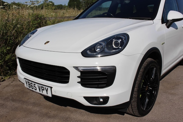 Used Porsche Cayenne 2015 for sale - 74739358: Photo 31