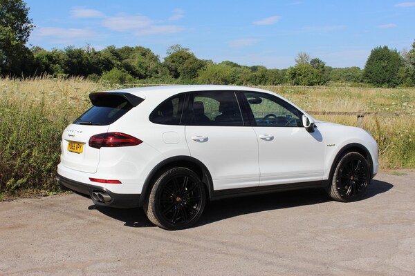 Used Porsche Cayenne 2015 for sale - 74739358: Photo 56