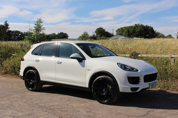 Used Porsche Cayenne 2015 for sale - 74739358: Photo 59