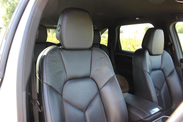 Used Porsche Cayenne 2015 for sale - 74739358: Photo 75