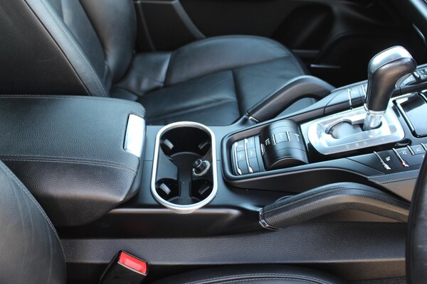 Used Porsche Cayenne 2015 for sale - 74739358: Photo 77