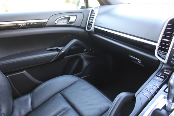 Used Porsche Cayenne 2015 for sale - 74739358: Photo 80