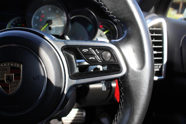 Used Porsche Cayenne 2015 for sale - 74739358: Photo 94