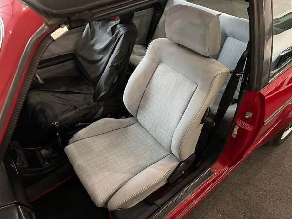 Used Volkswagen Golf 1989 for sale - 74485614: Photo 20