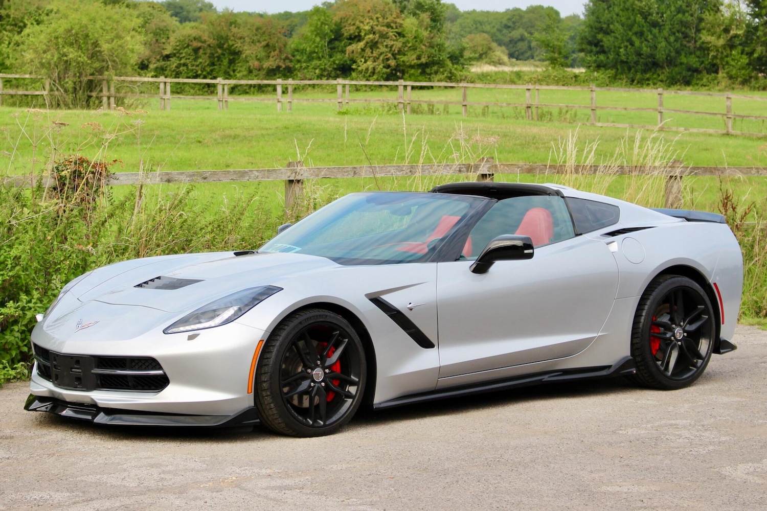 Used Chevrolet Corvette Stingray 2014 for sale - 76381289: Photo 1