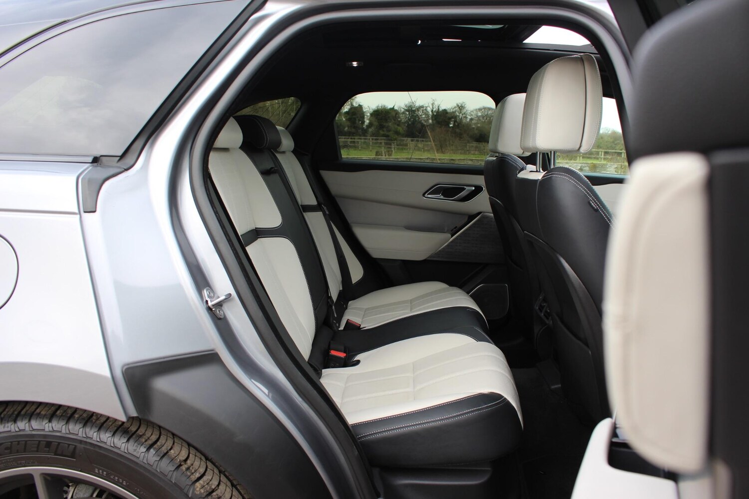 Used Land Rover Range Rover Velar 2022 for sale - 76060693: Photo 63