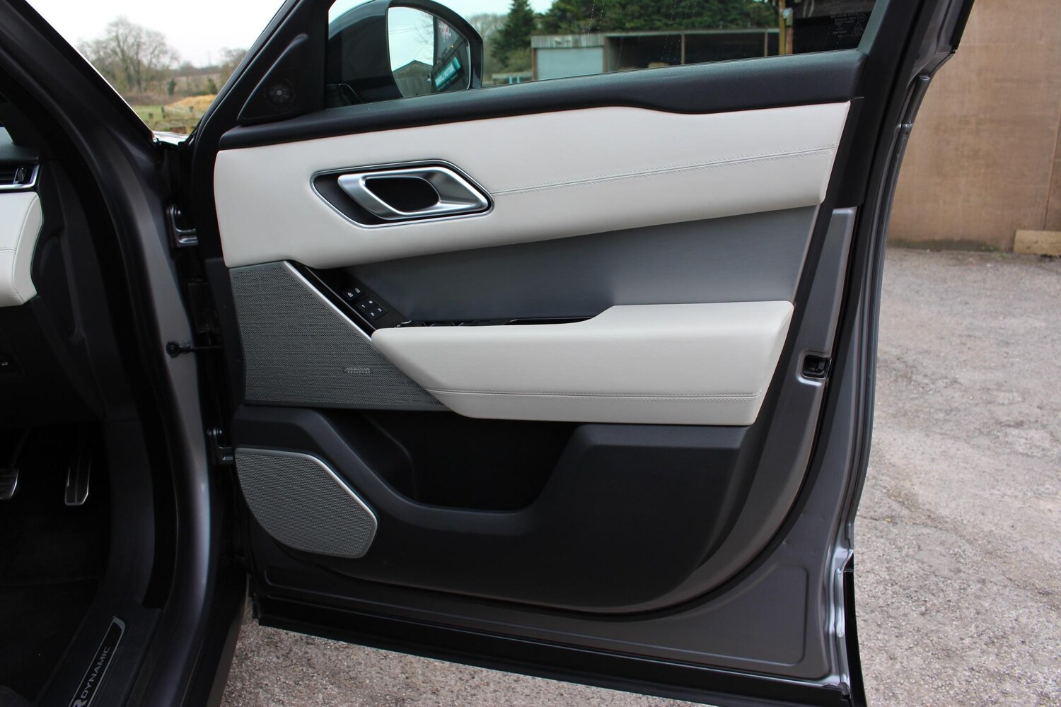 Used Land Rover Range Rover Velar 2022 for sale - 76060693: Photo 70